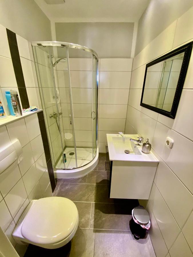 Business Apartment Near Neuss/Duesseldorf 科尔申布罗赫 外观 照片